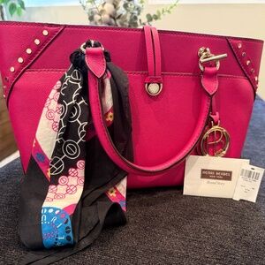 EUC (w/tags) Hendi Bendel Atrium Satchel w/Original Scarf